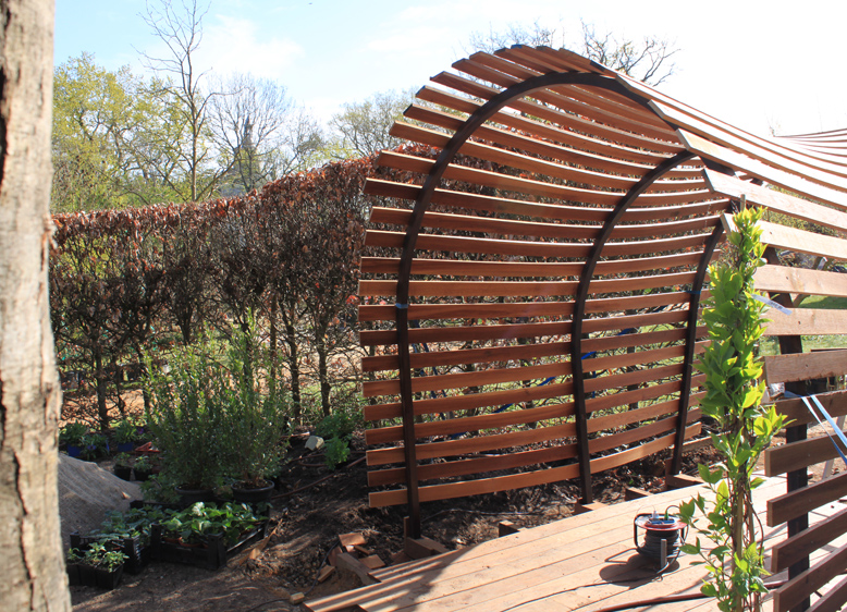 PLANTATION ET PERGOLA